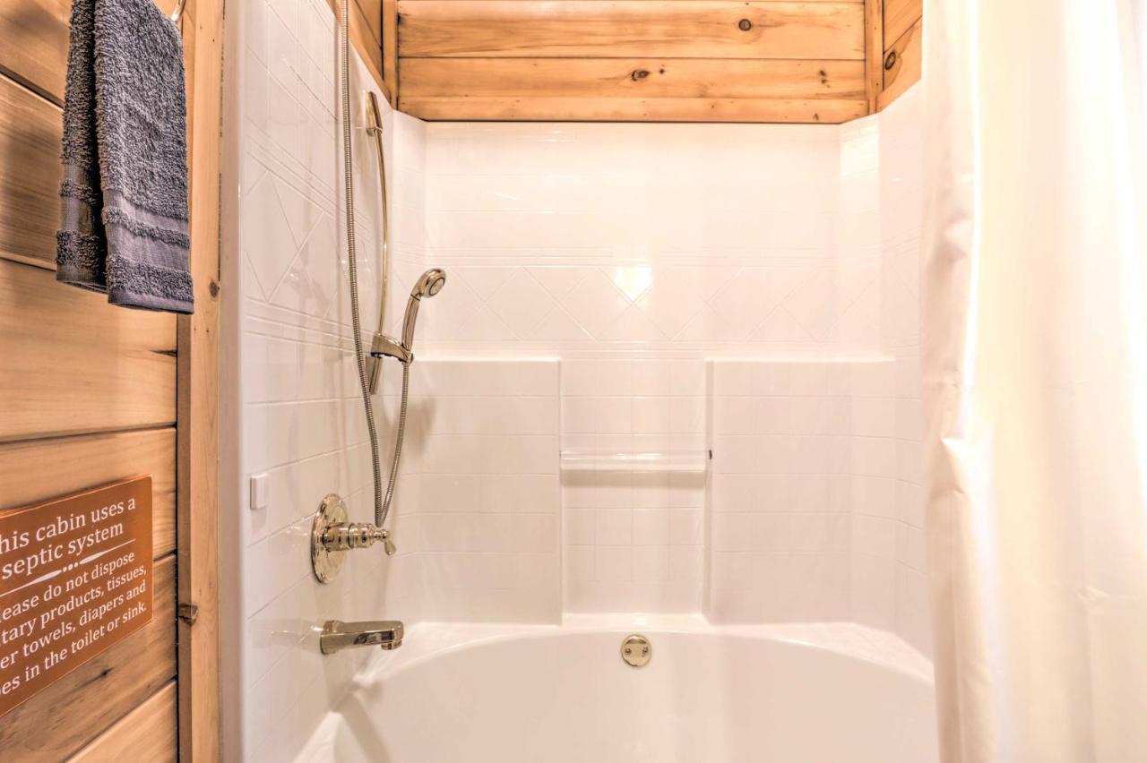 Creekside Sevierville Cabin Game Room And Hot Tub! Екстериор снимка